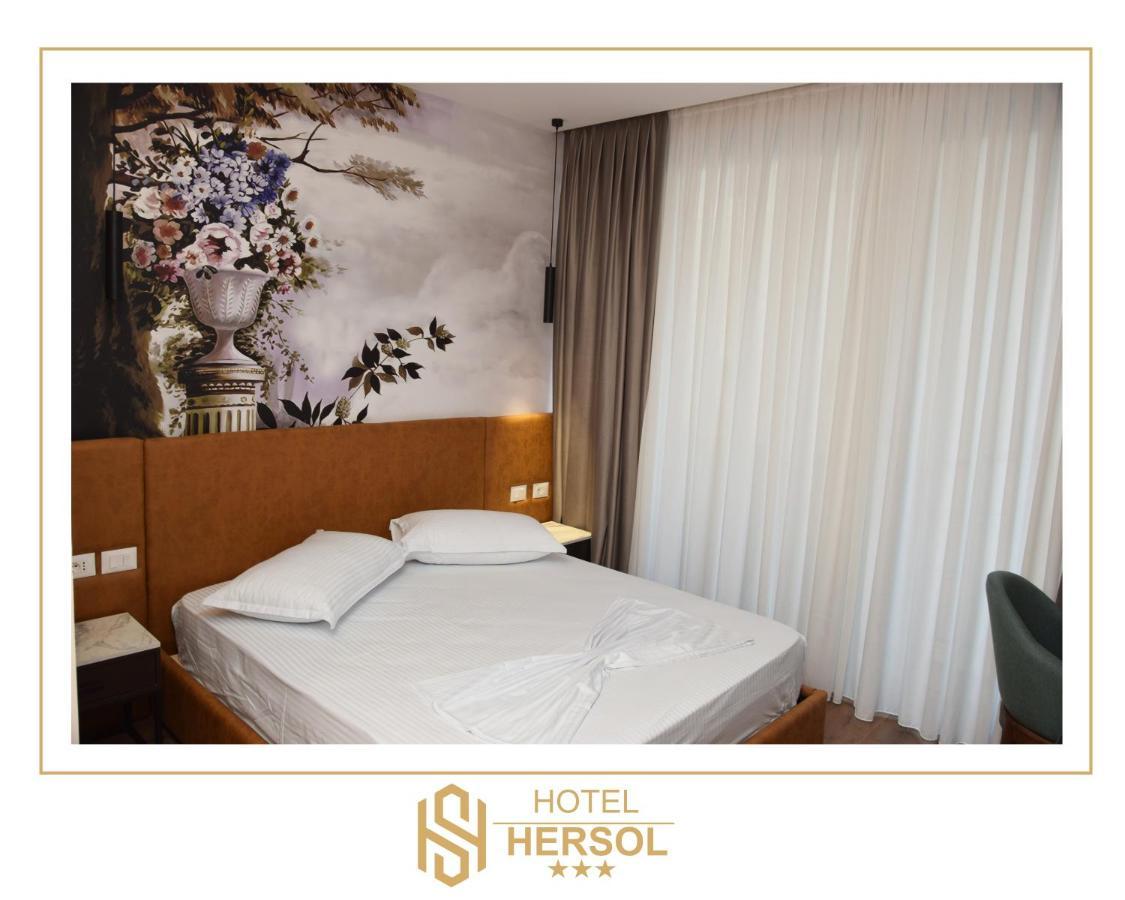 Hotel Hersol ดูร์เรส ภายนอก รูปภาพ