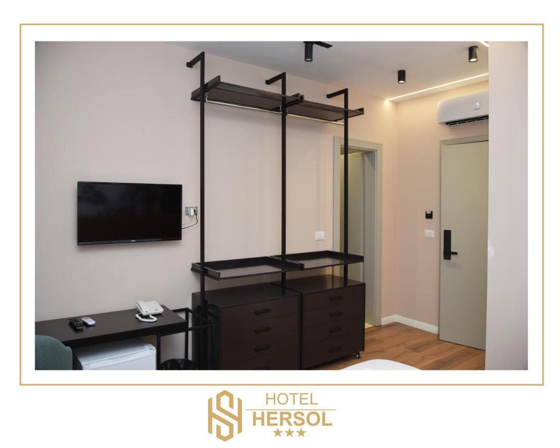 Hotel Hersol ดูร์เรส ภายนอก รูปภาพ